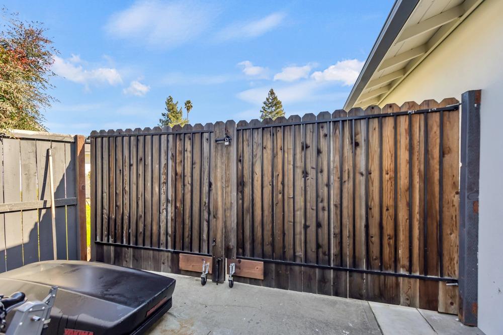 7414 Myrtle Vista Avenue