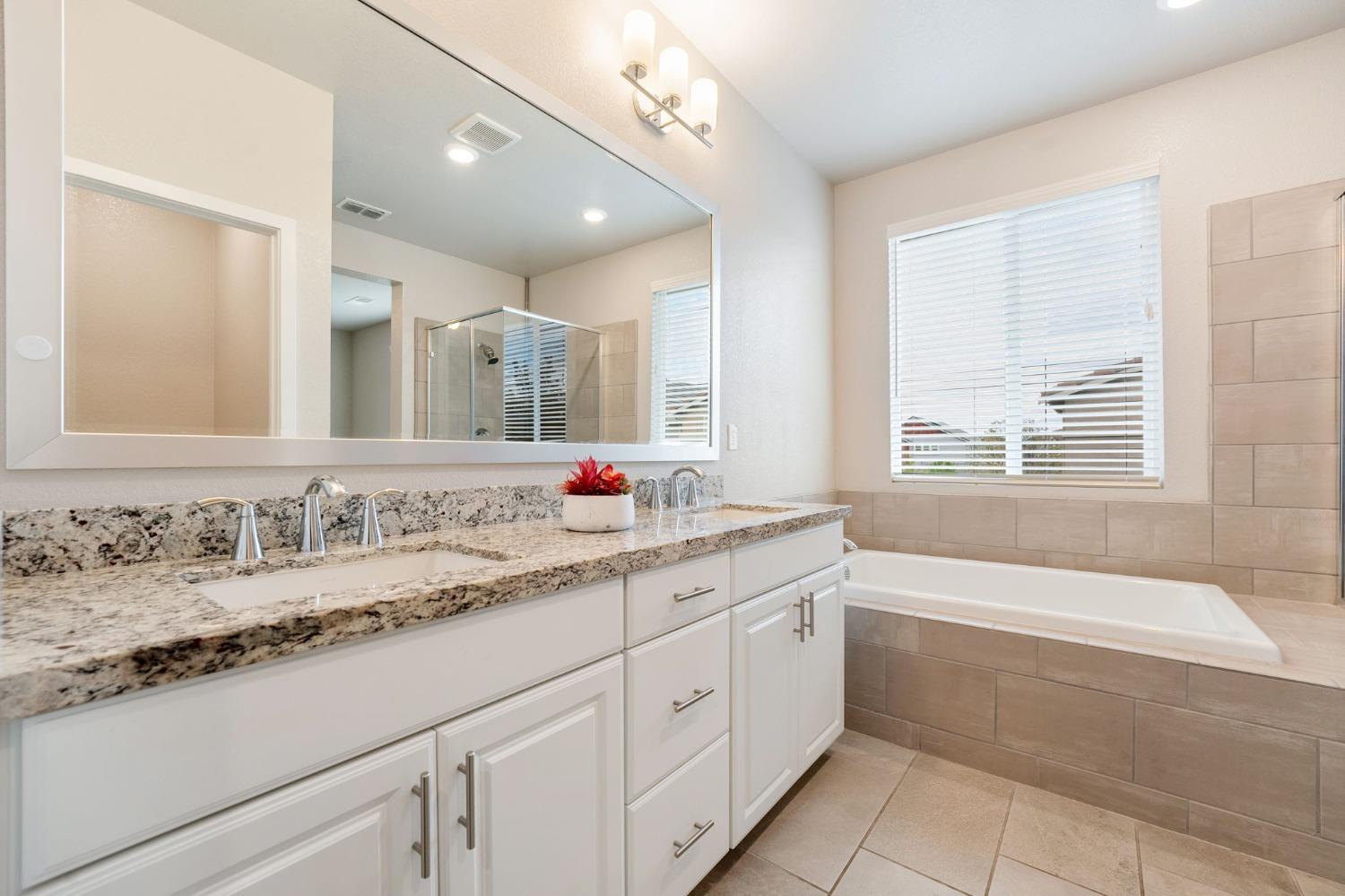 4534 Acacia Ridge Street