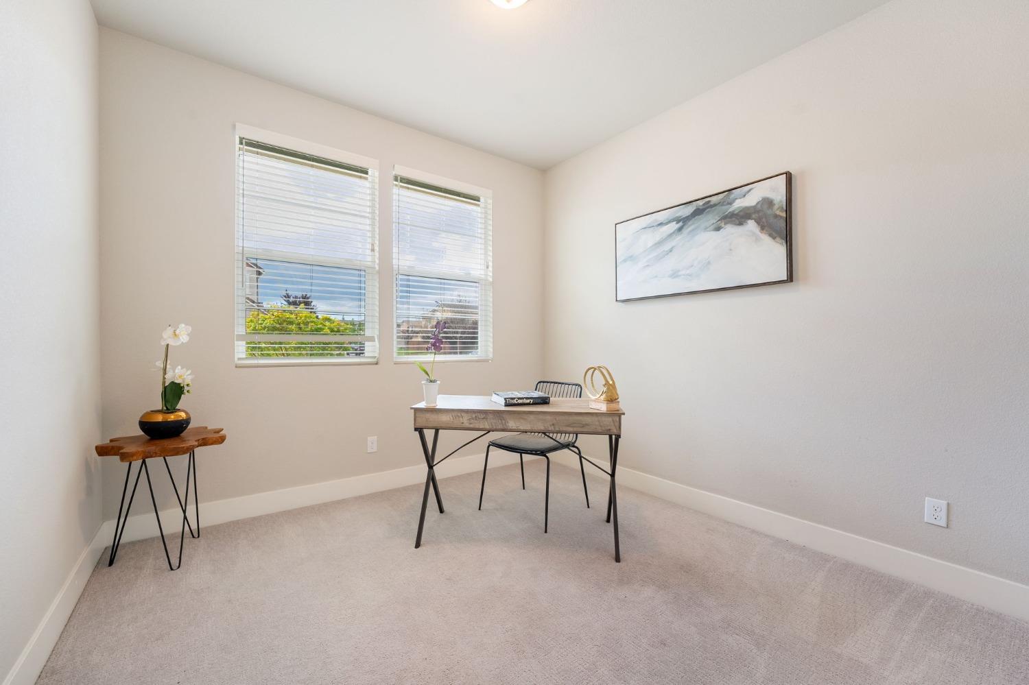 4534 Acacia Ridge Street