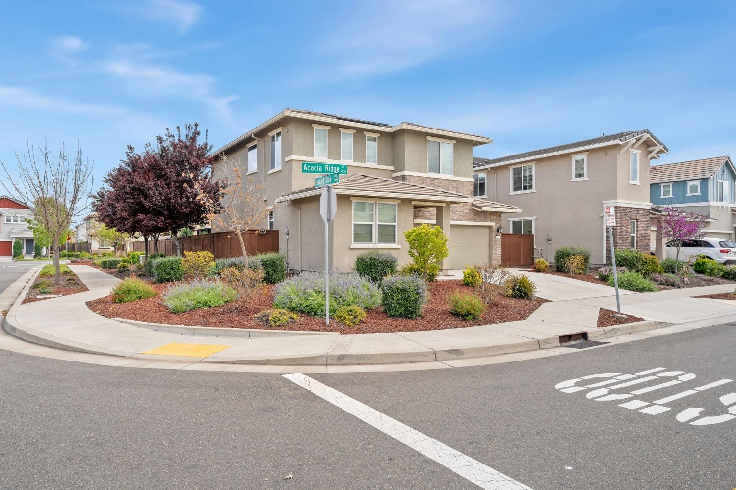 4534 Acacia Ridge Street