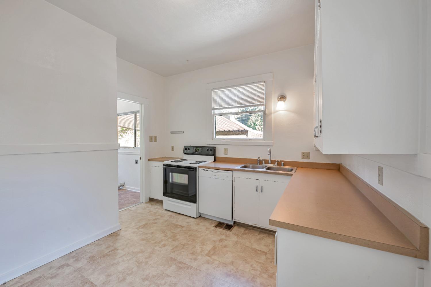 2535 41st Street