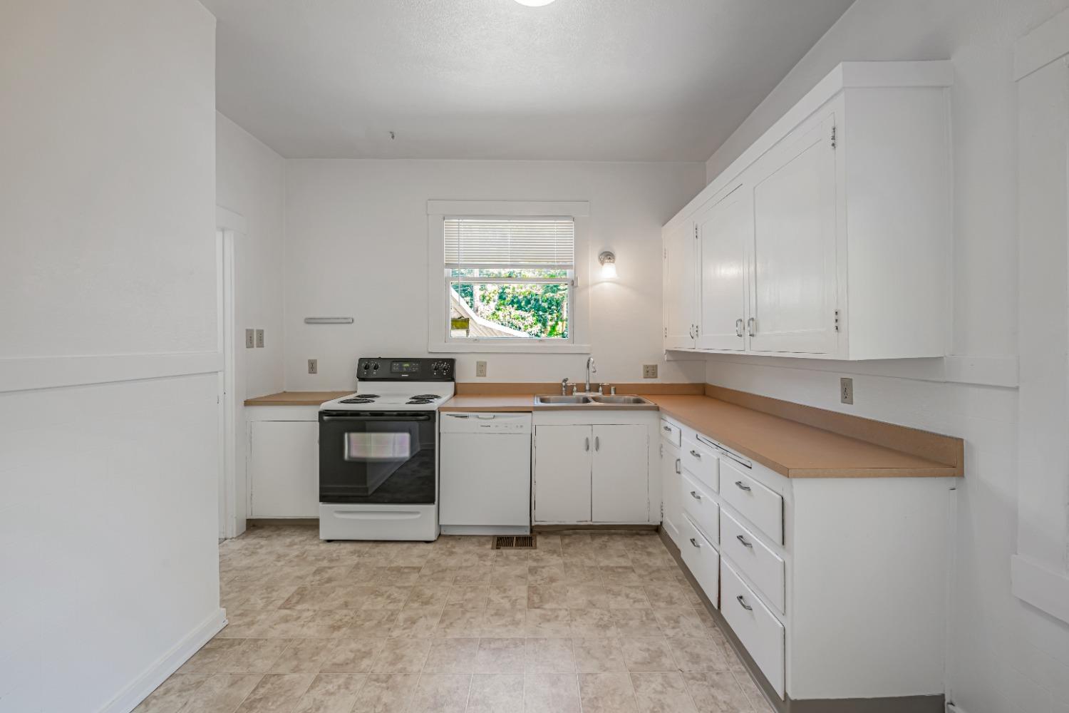 2535 41st Street