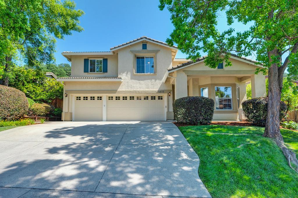 4416 Vivien Way