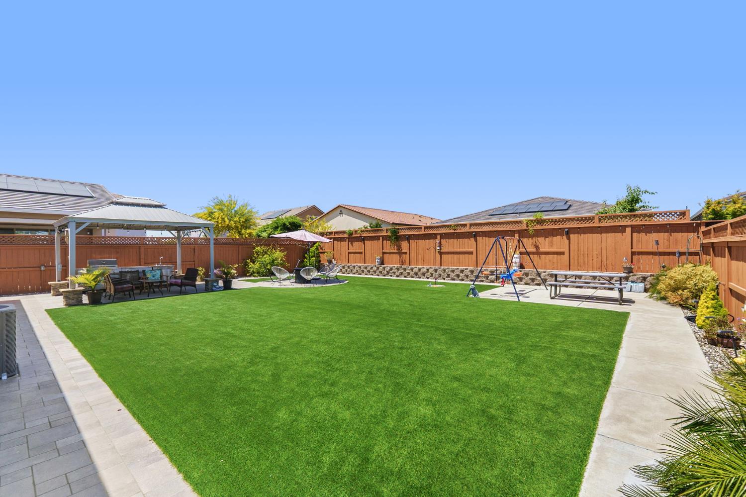 2013 Banks Place