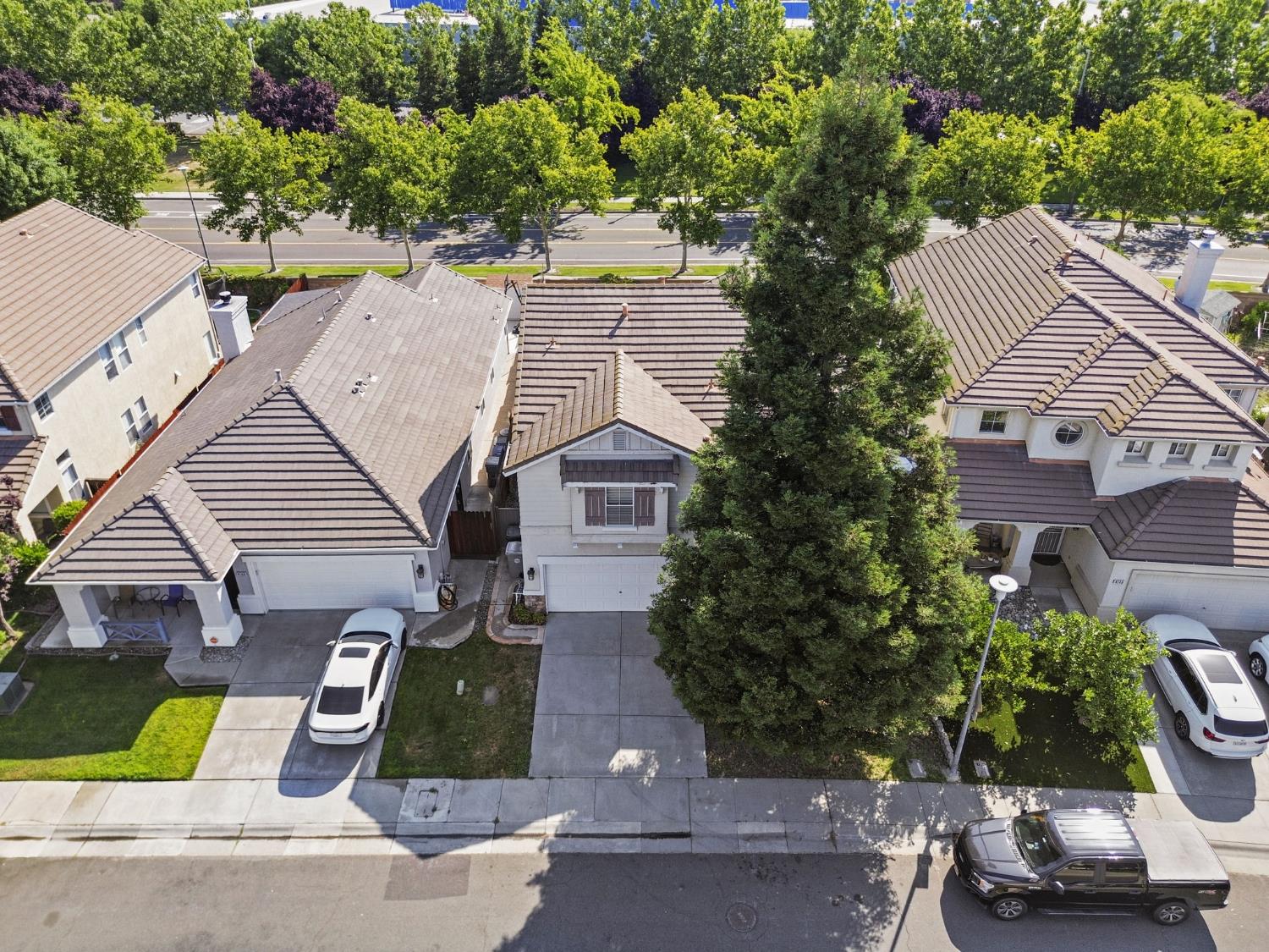 4154 Windsong Street