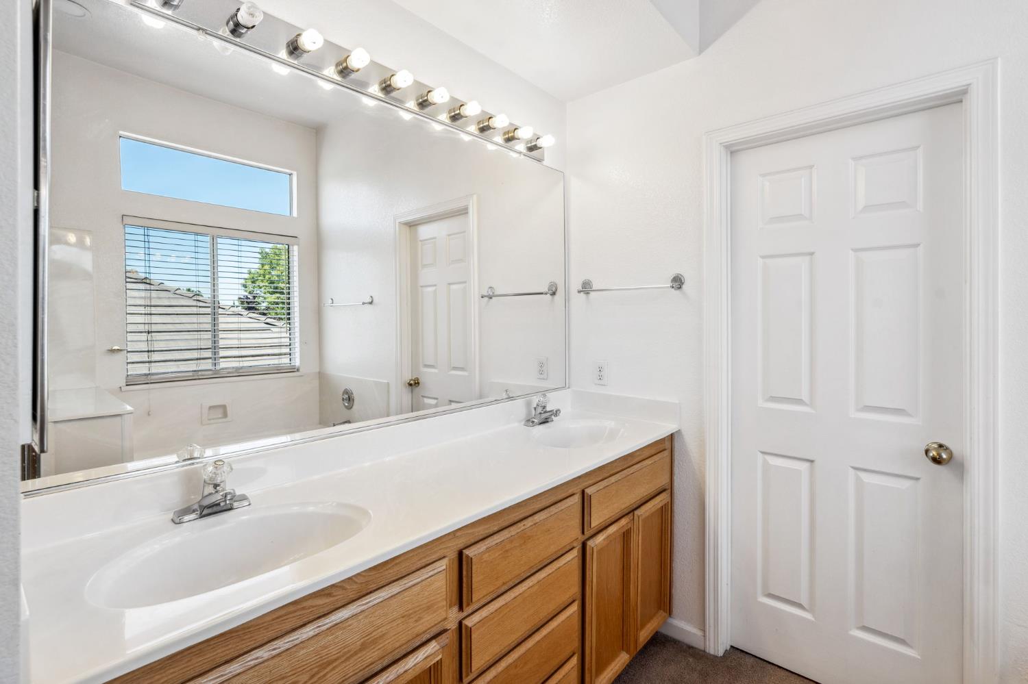 4154 Windsong Street