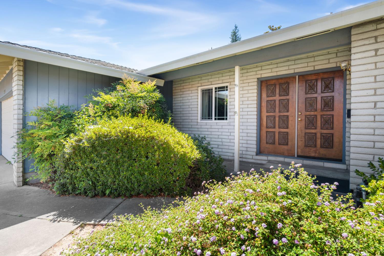 6446 Perrin Way