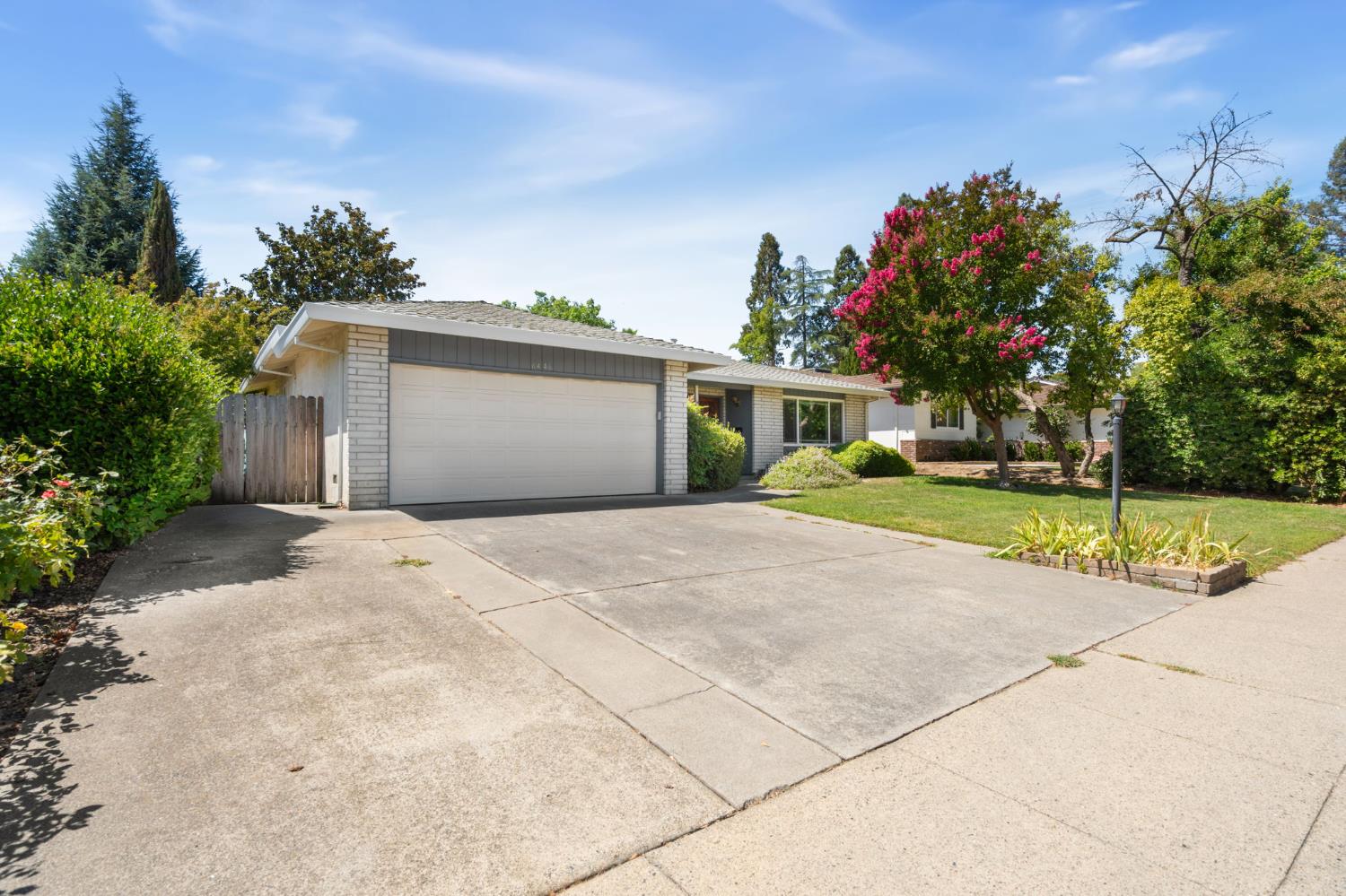 6446 Perrin Way