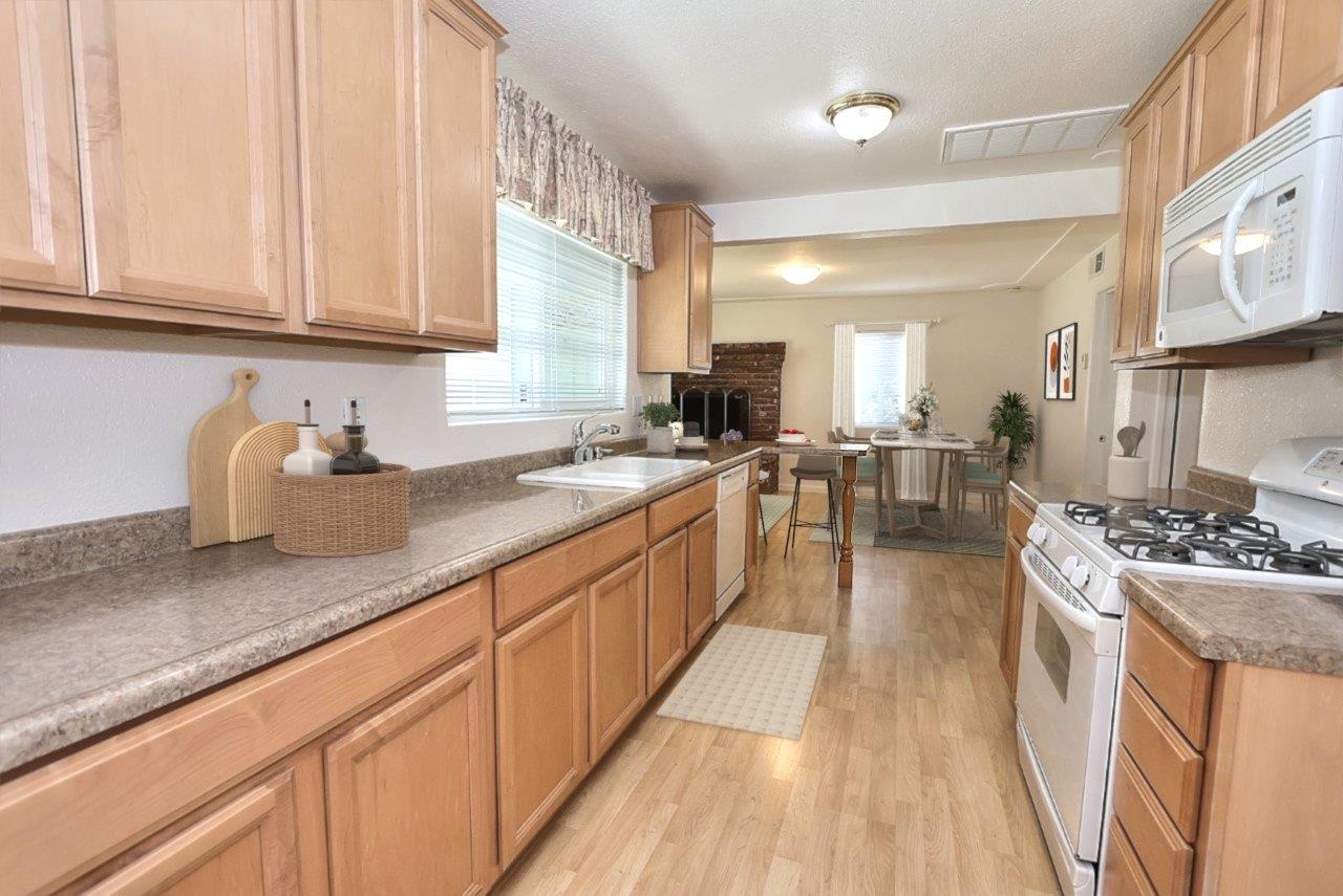 8826 FAIR OAKS Boulevard