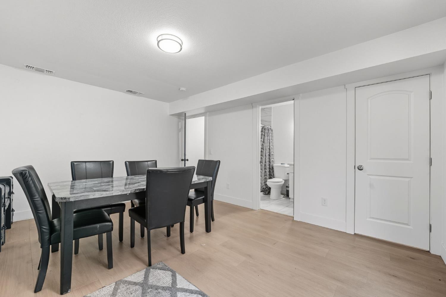 2536 Las Casas Way
