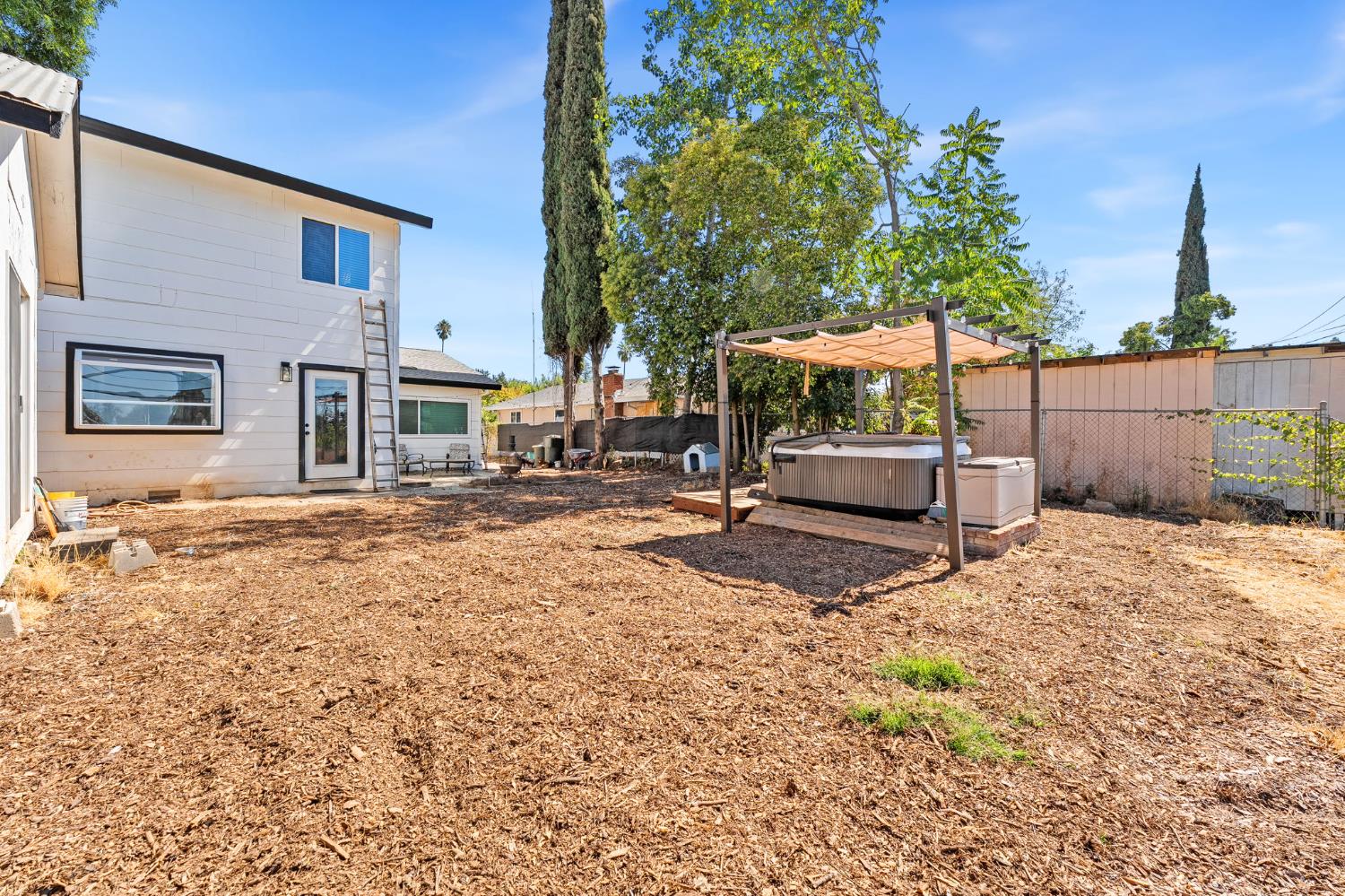 2536 Las Casas Way