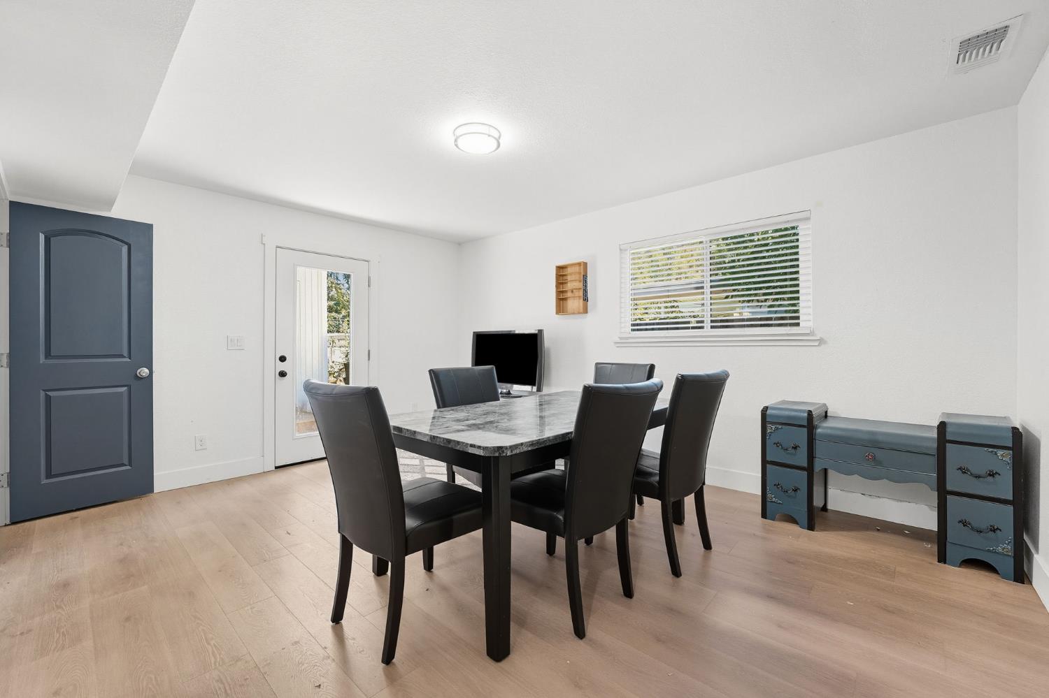 2536 Las Casas Way