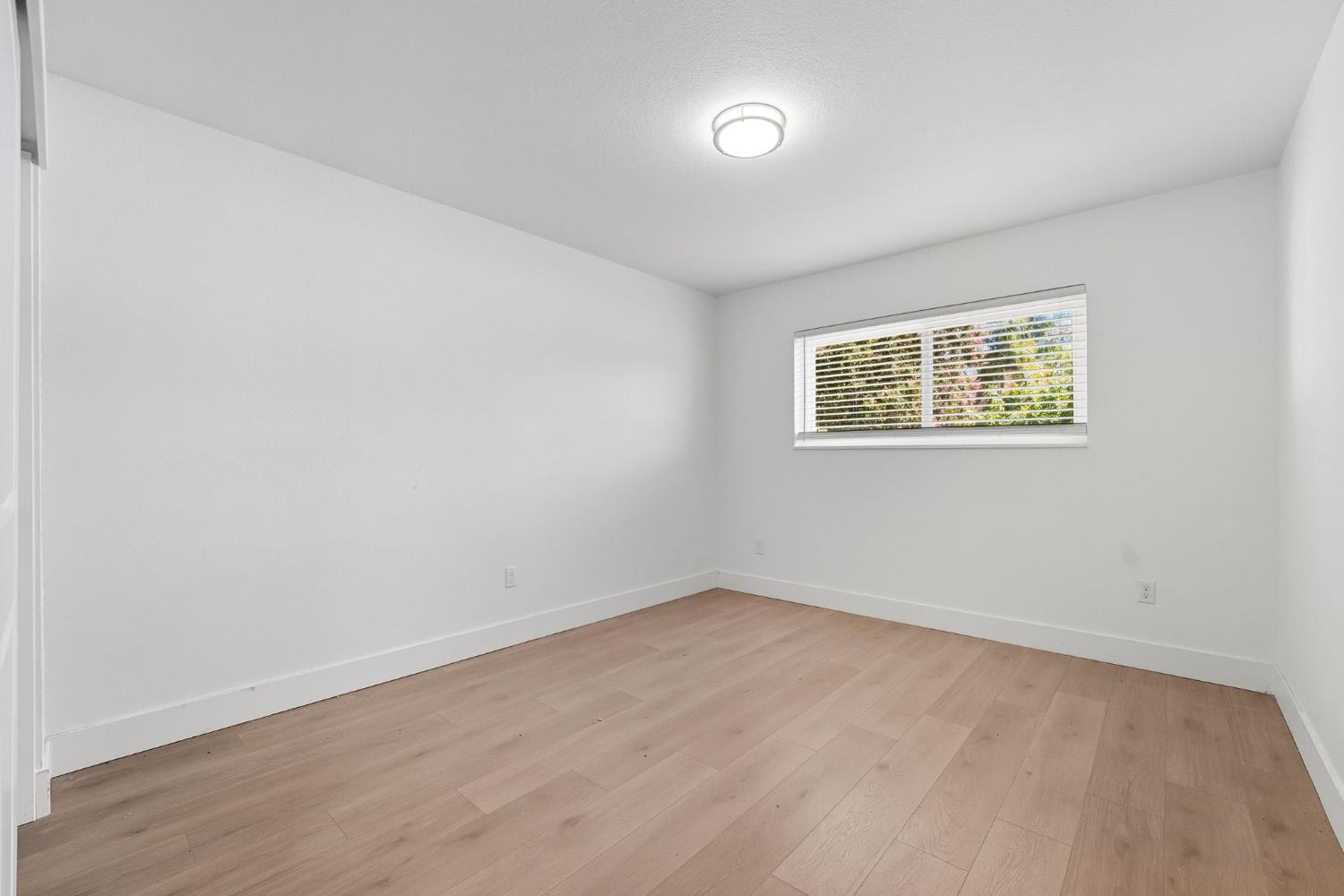 2536 Las Casas Way