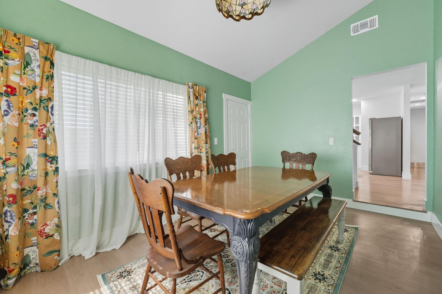 2536 Las Casas Way