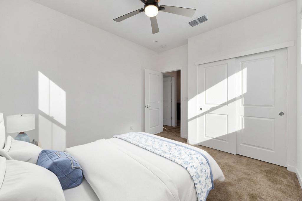 5301 E Commerce Way 42101