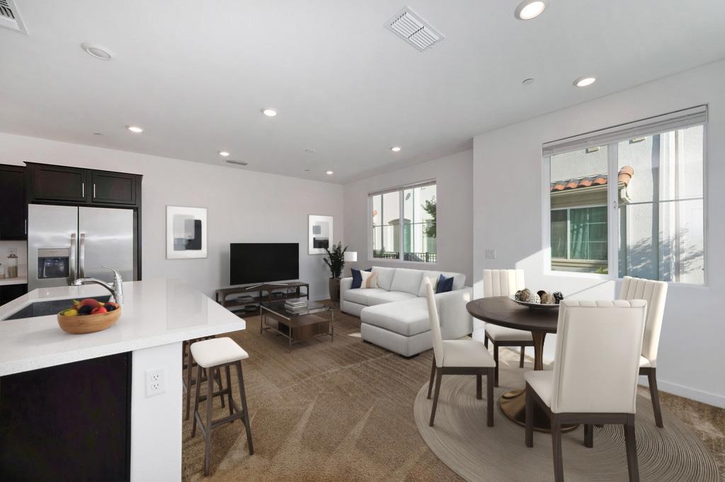 5301 E Commerce Way 42101