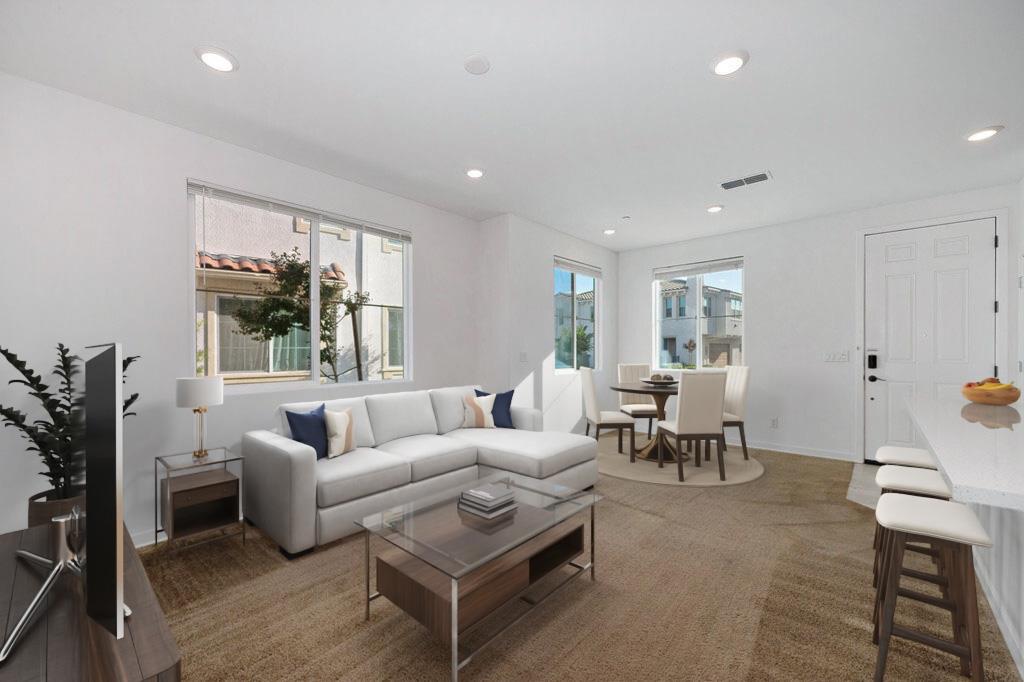 5301 E Commerce Way 42101