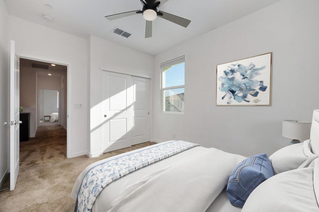 5301 E Commerce Way 42101