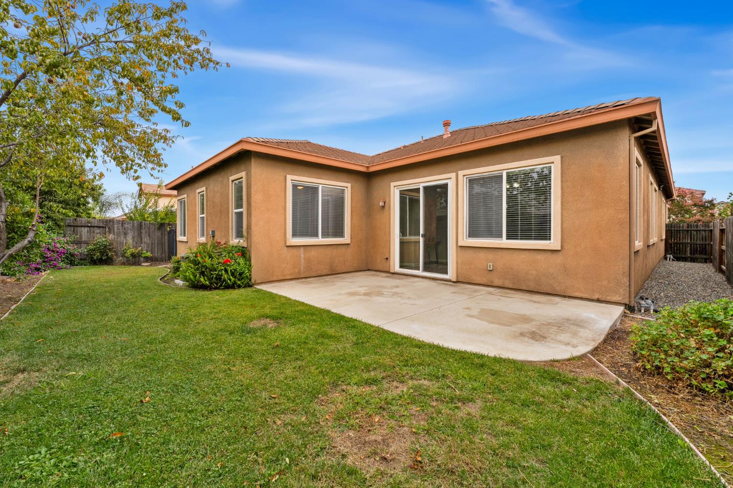 5885 Dulwich Way