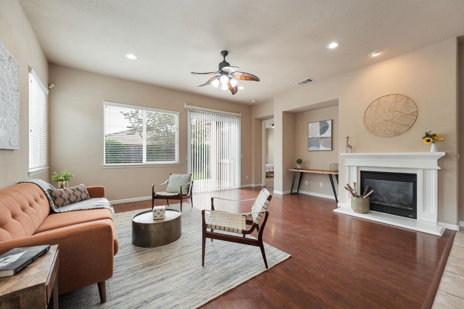 5885 Dulwich Way