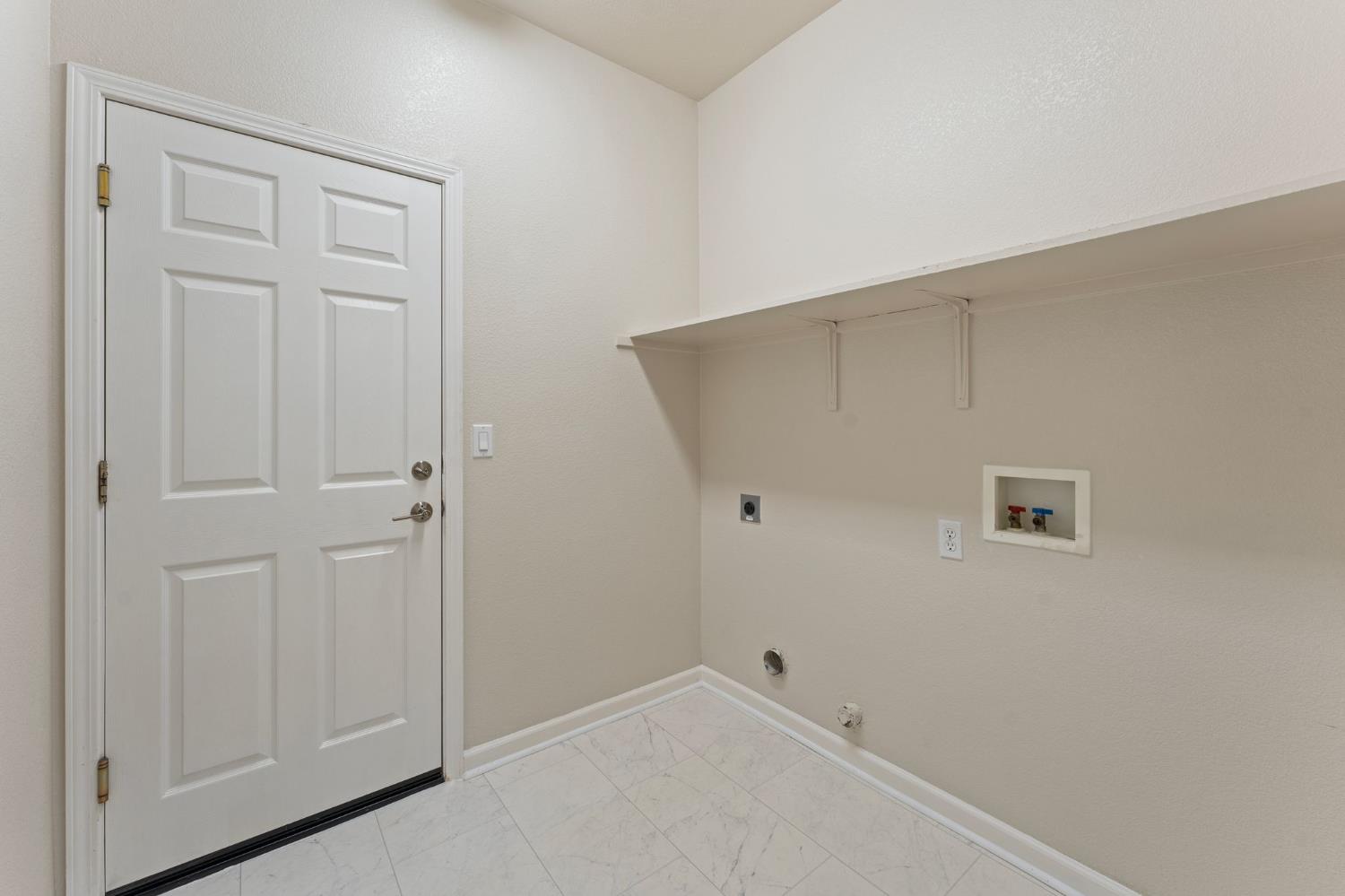 5 Adkinson Court