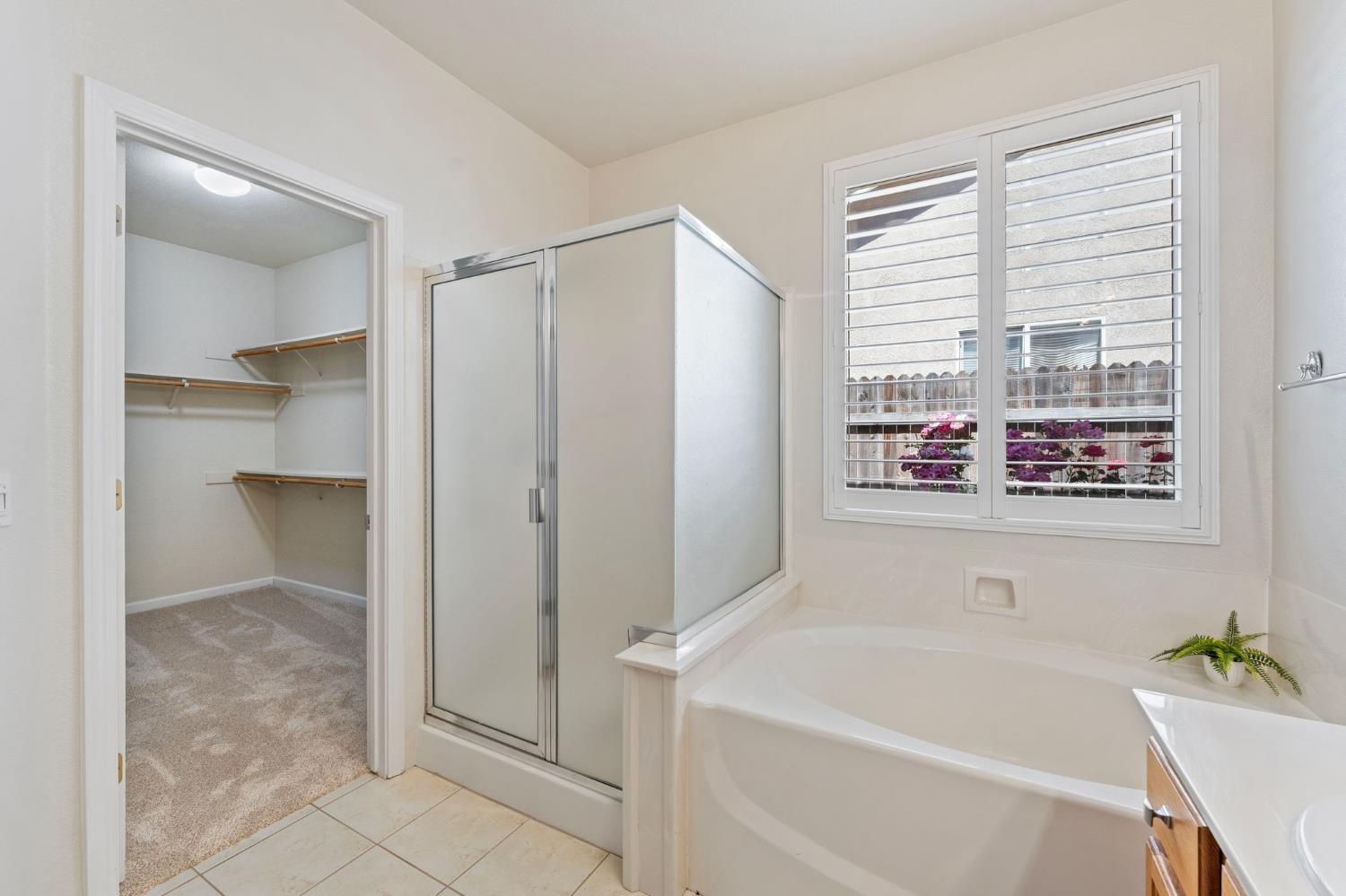 5 Adkinson Court
