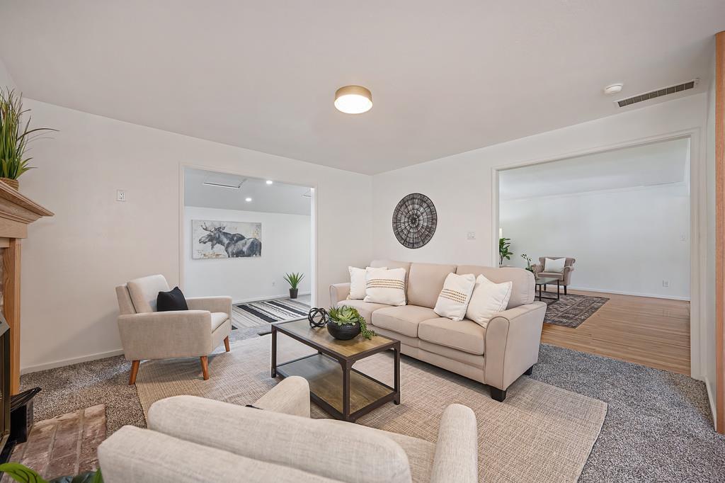 1338 Meredith Way