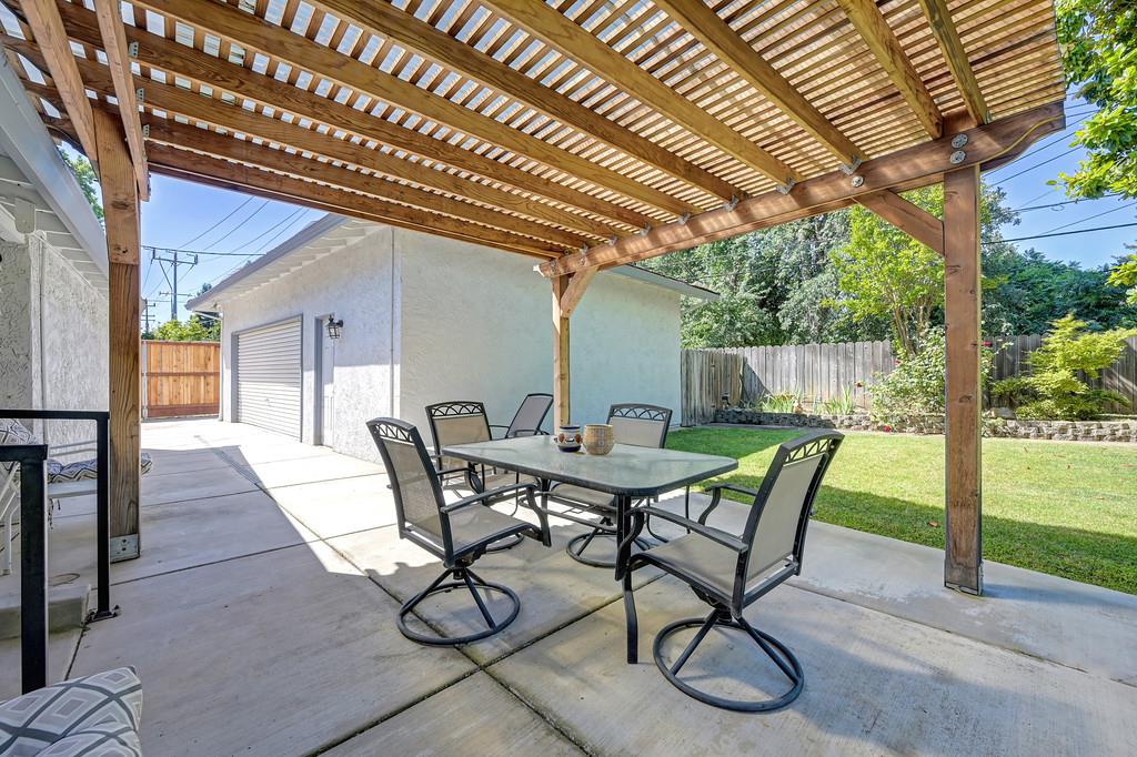 1338 Meredith Way