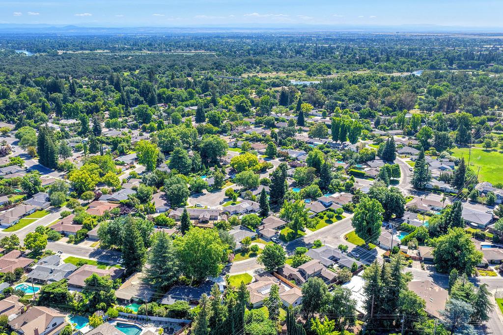 1338 Meredith Way