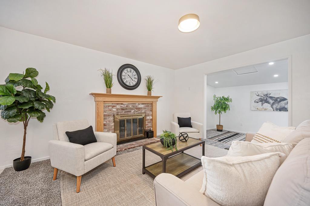 1338 Meredith Way