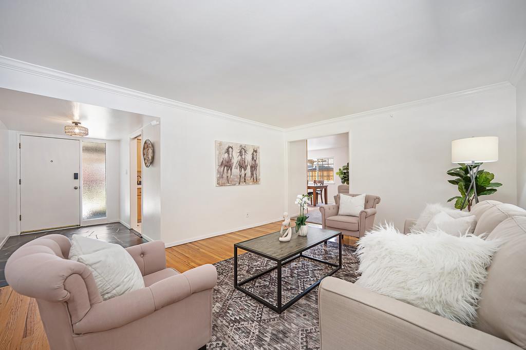 1338 Meredith Way