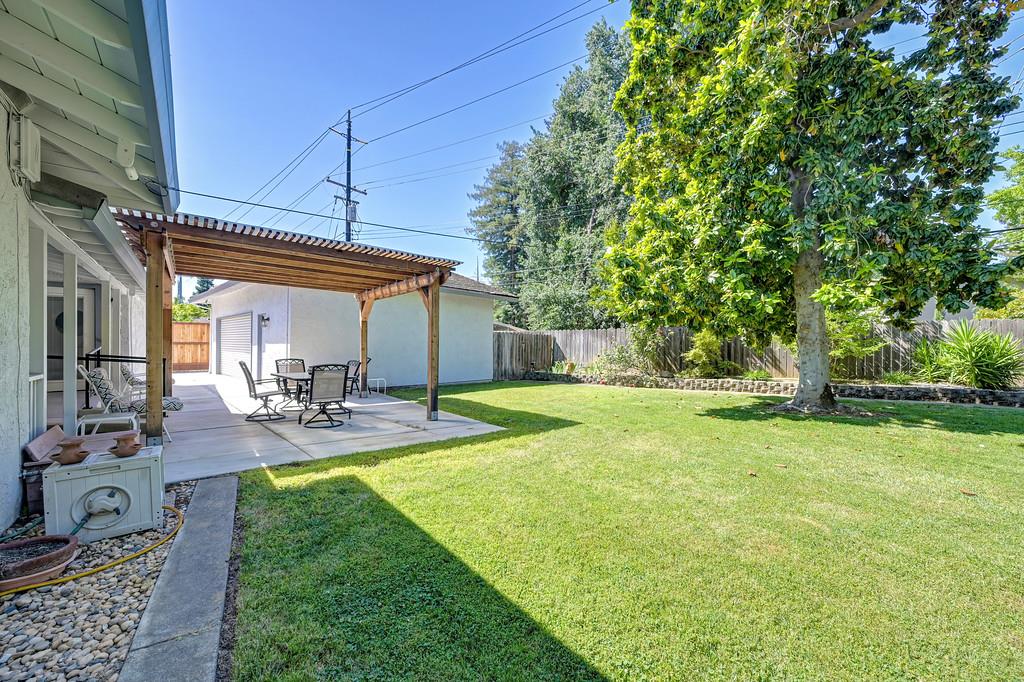 1338 Meredith Way