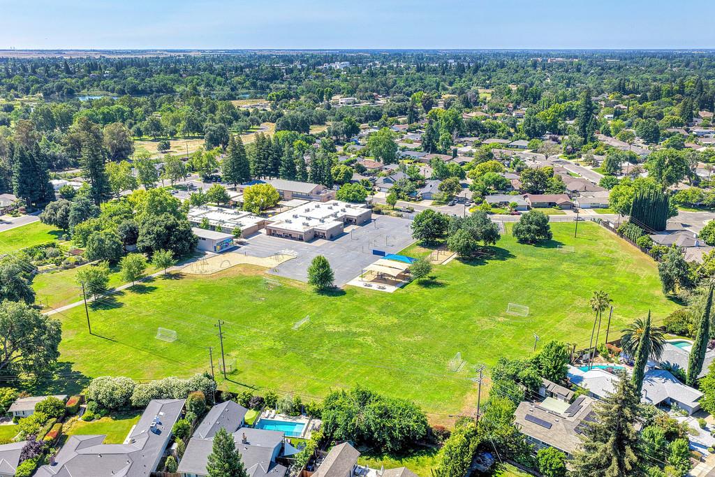 1338 Meredith Way