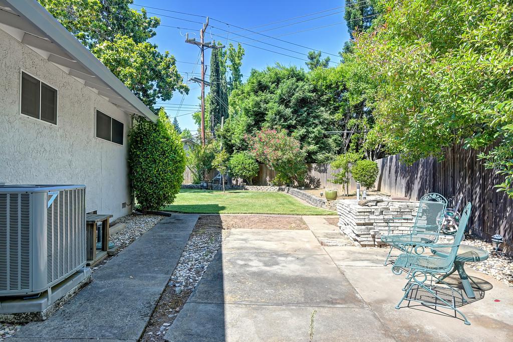1338 Meredith Way