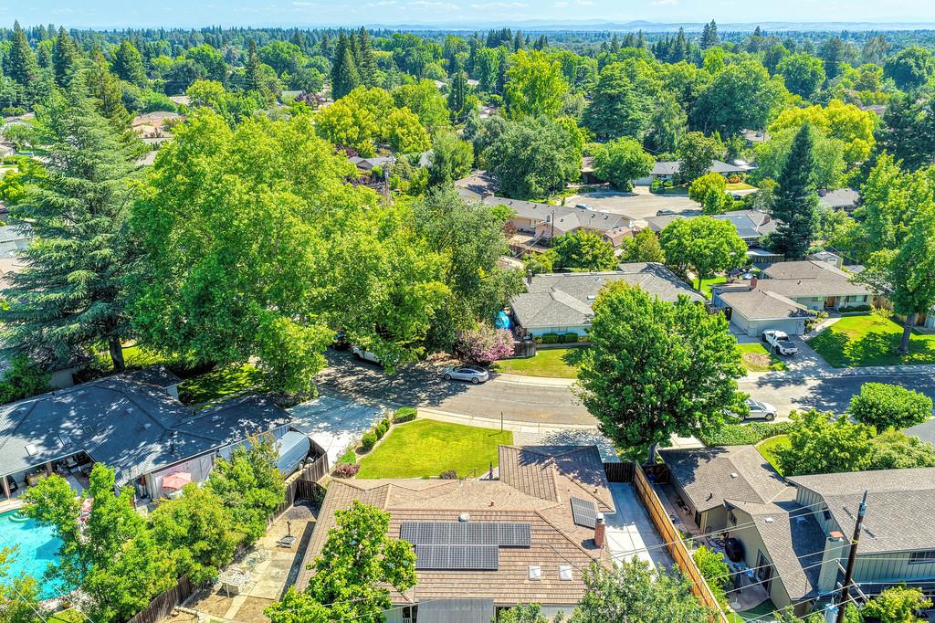 1338 Meredith Way