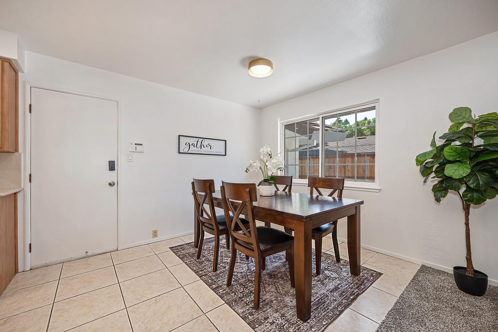 1338 Meredith Way