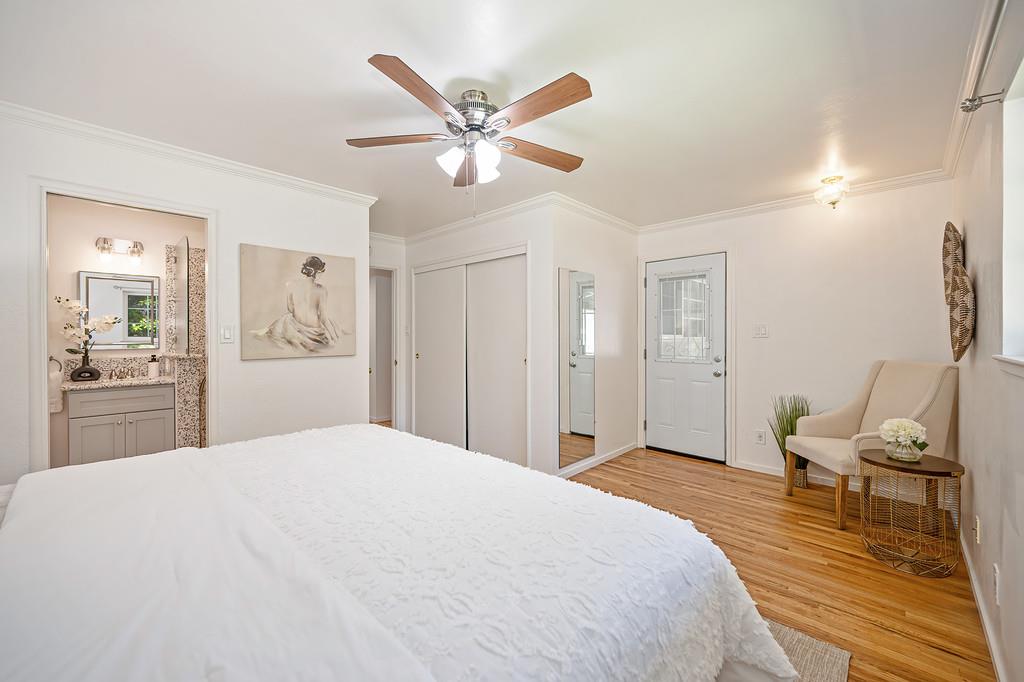 1338 Meredith Way