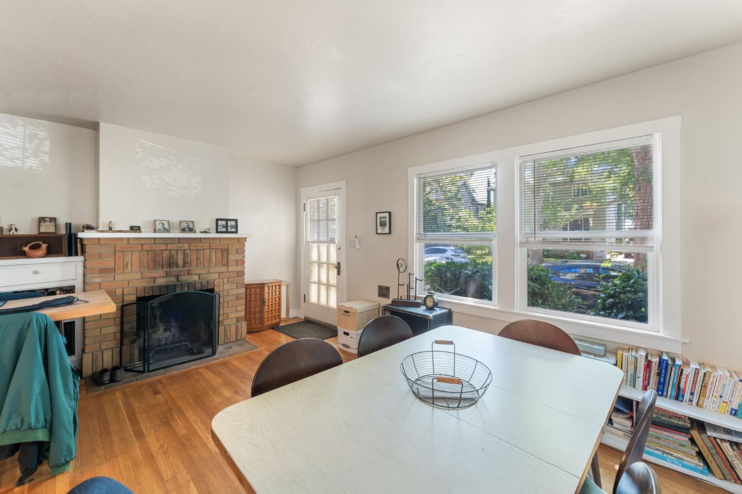 910 35th Street