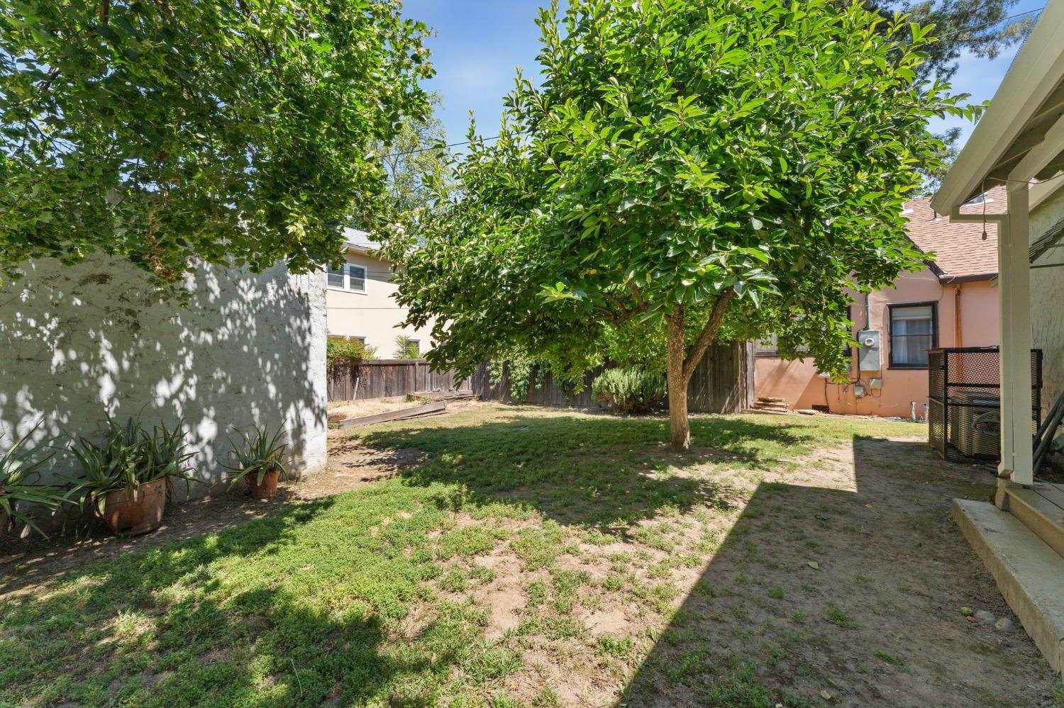 910 35th Street