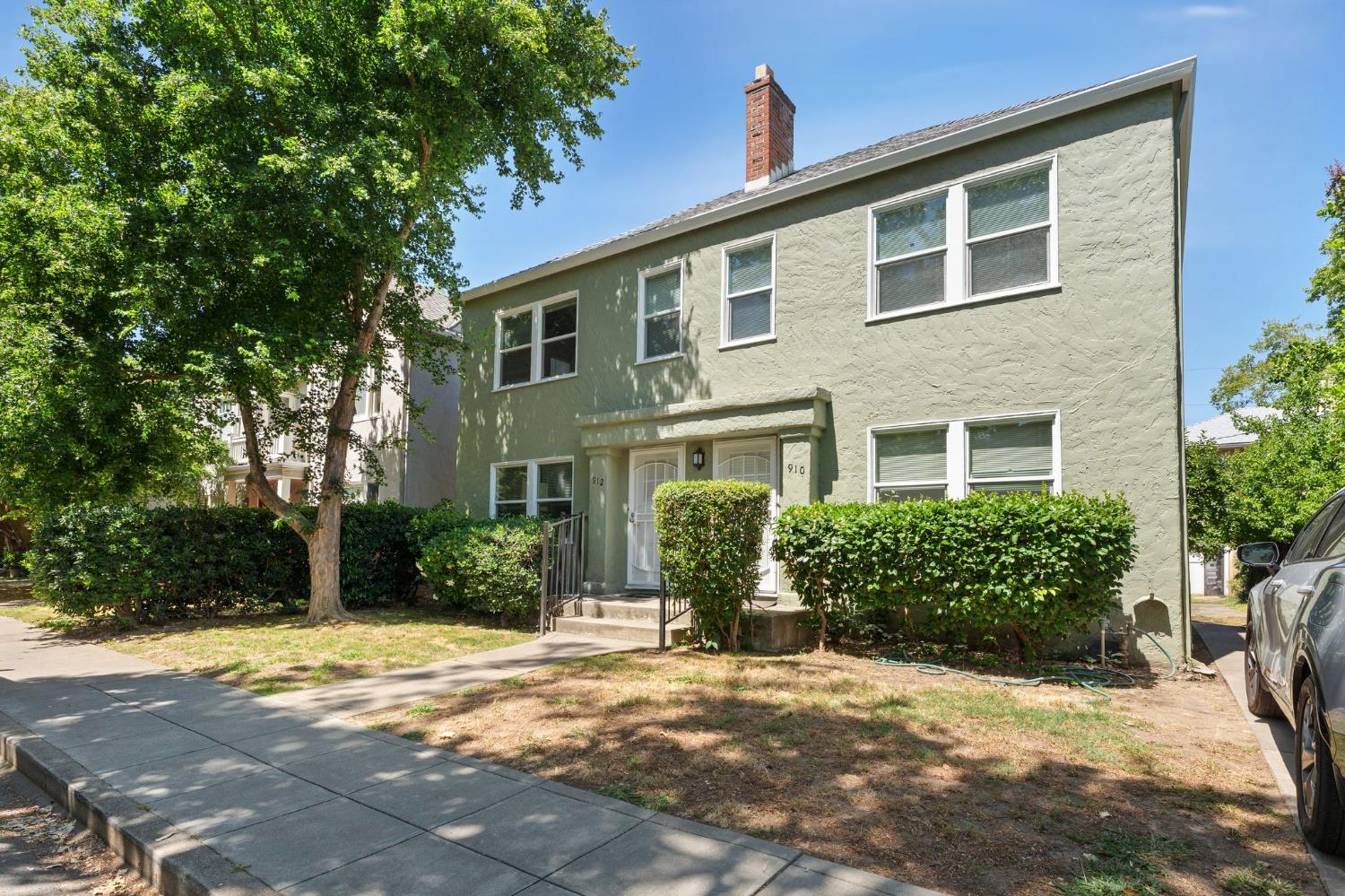 910 35th Street