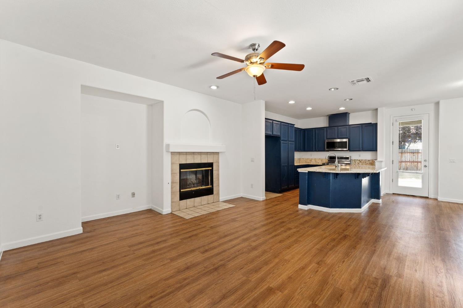 330 Belfont Circle