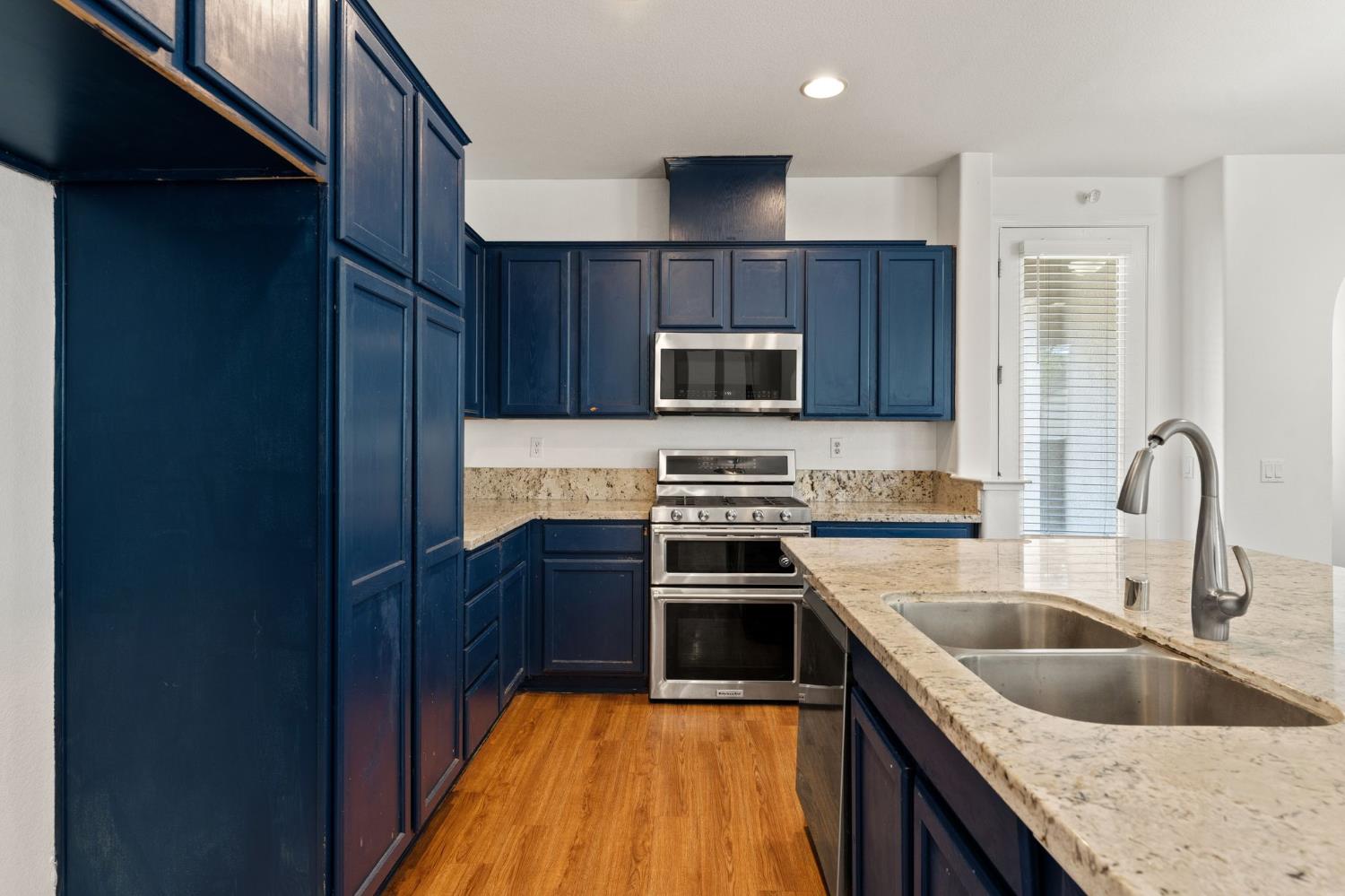 330 Belfont Circle