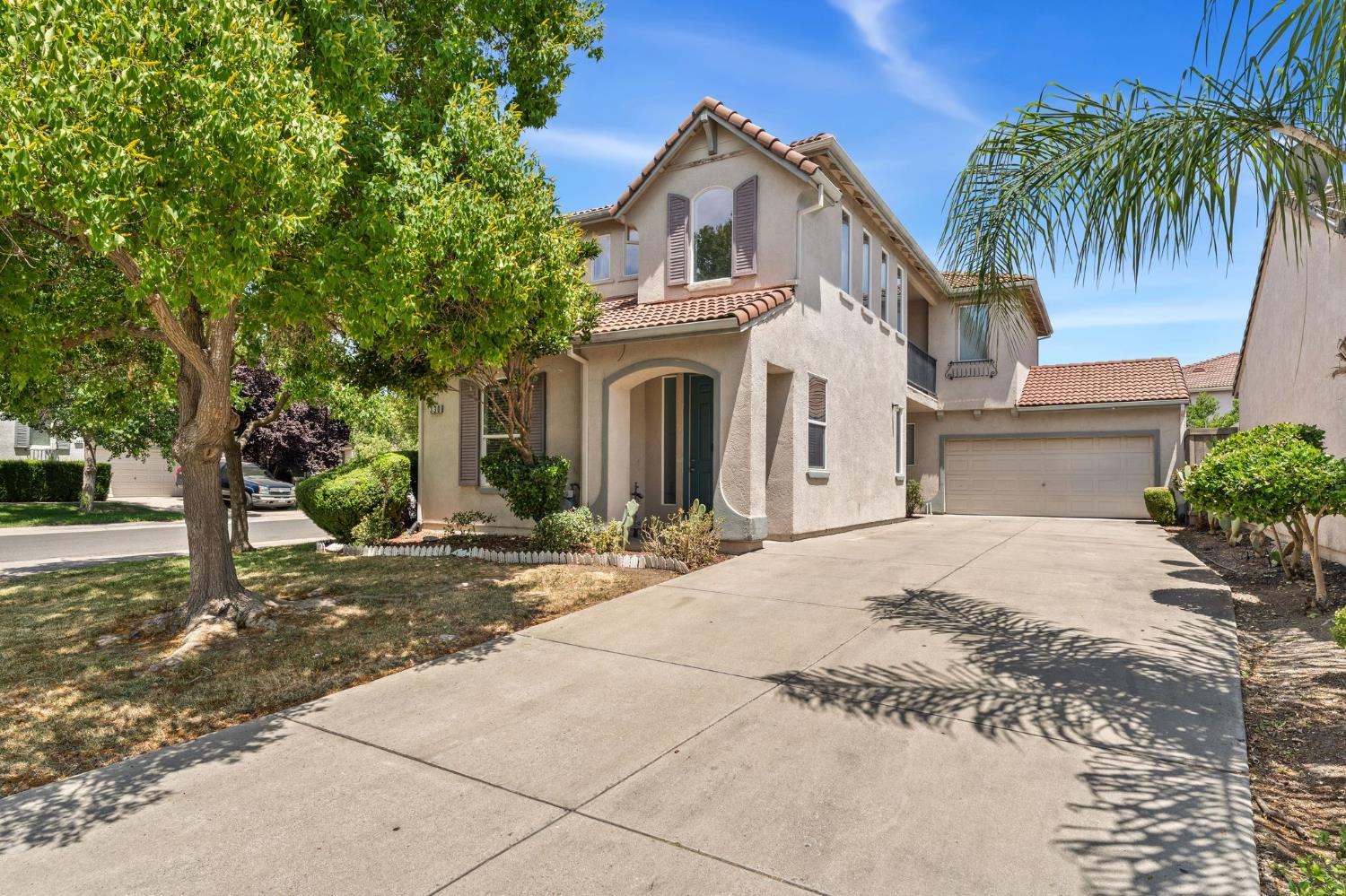 330 Belfont Circle