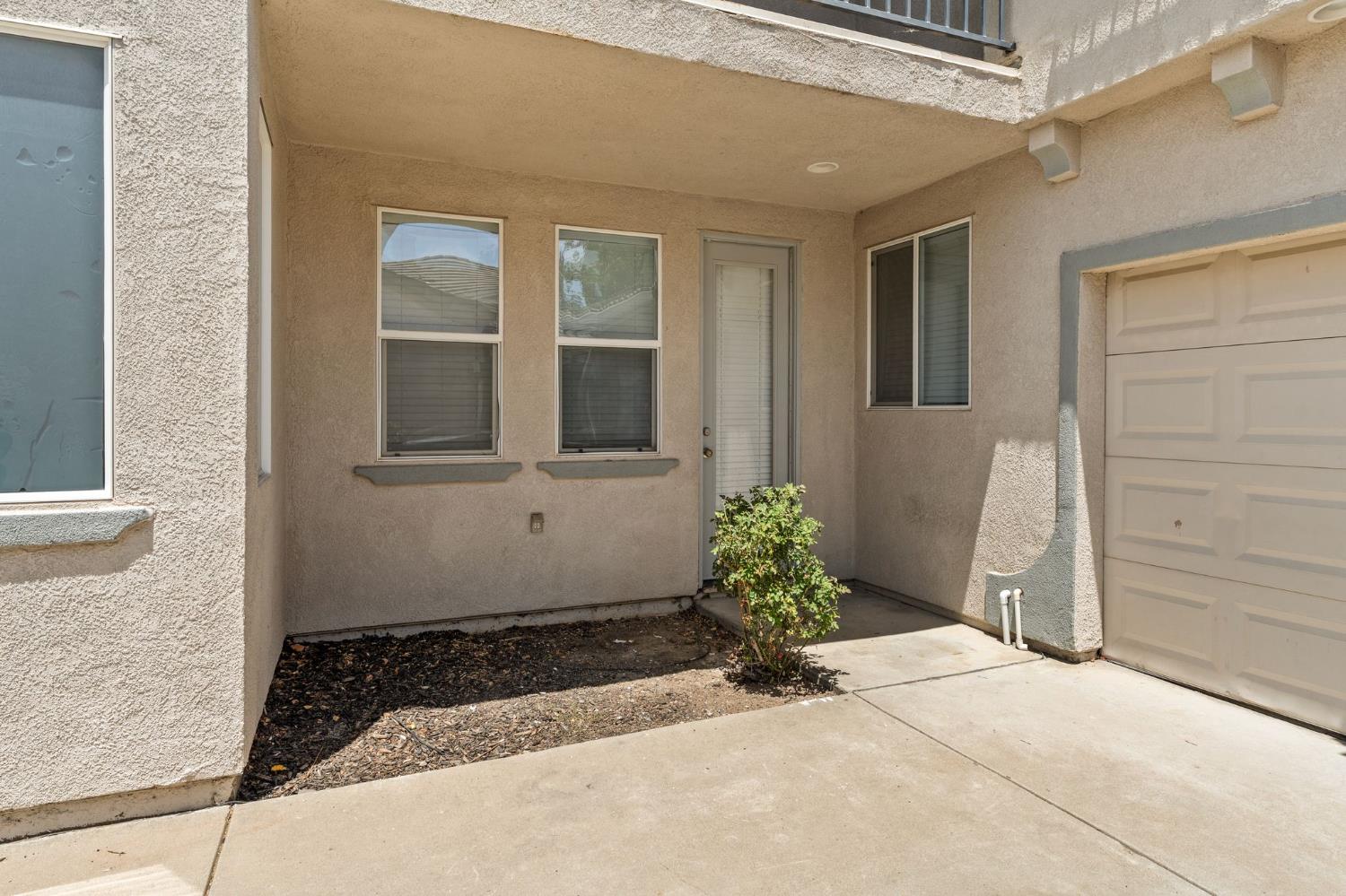 330 Belfont Circle