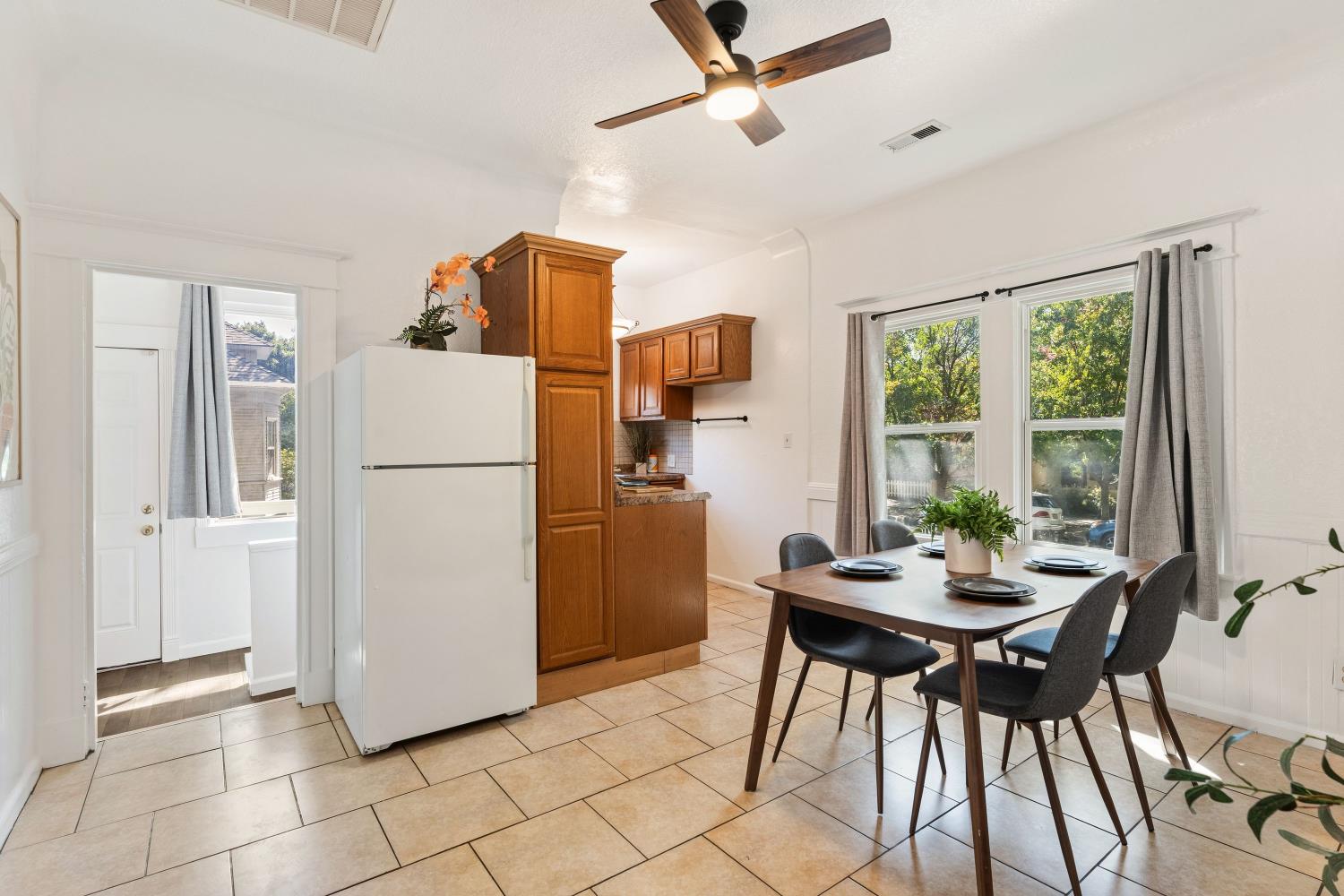 2131 3rd Street