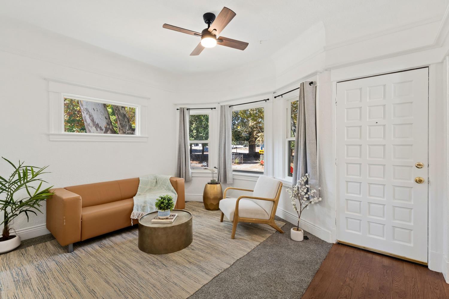 2131 3rd Street