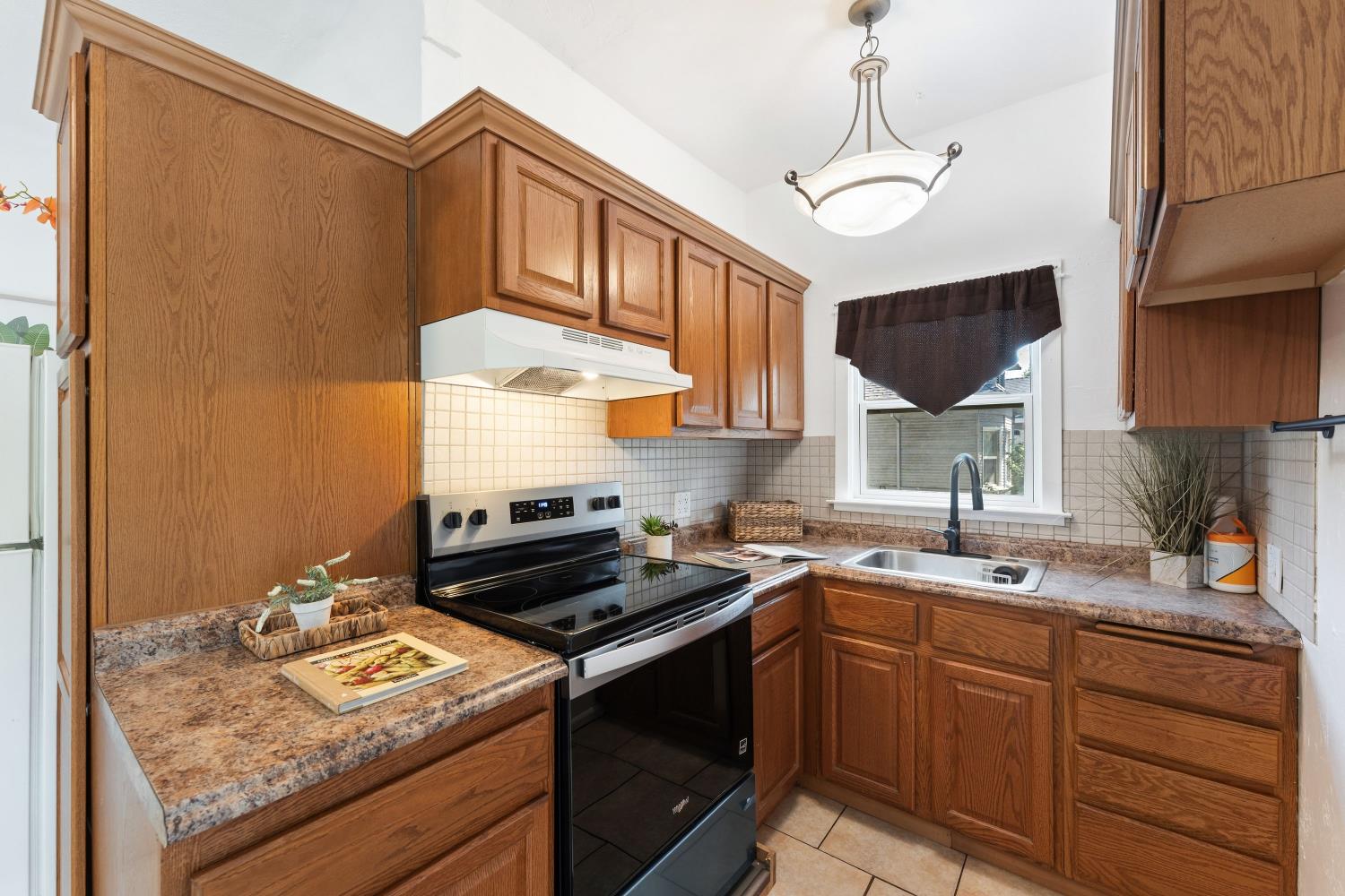 2131 3rd Street