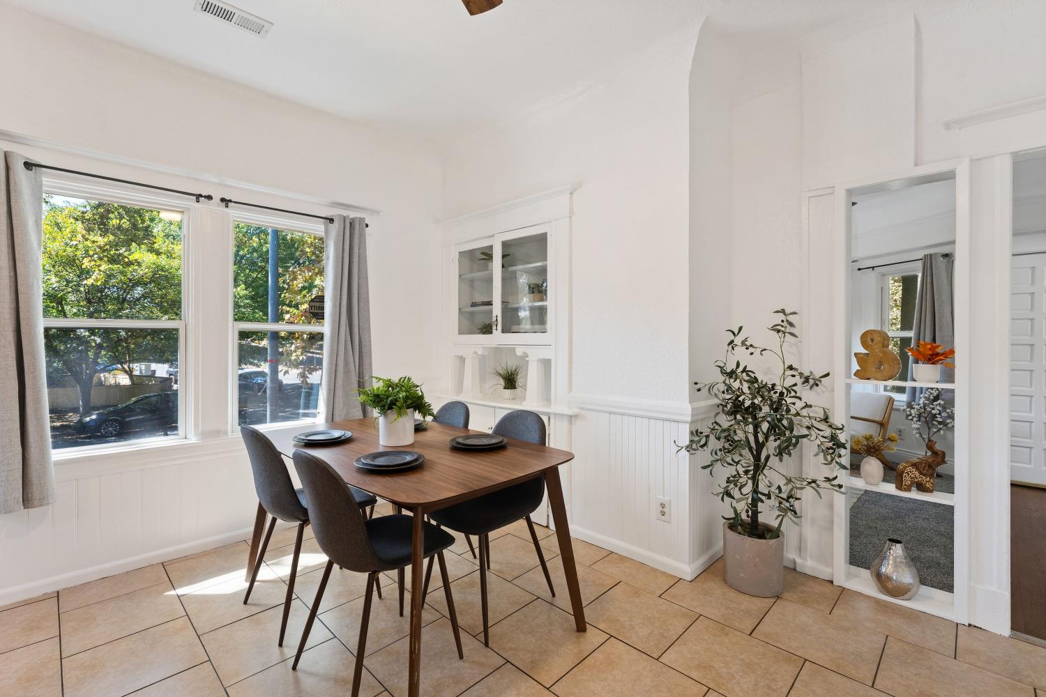 2131 3rd Street