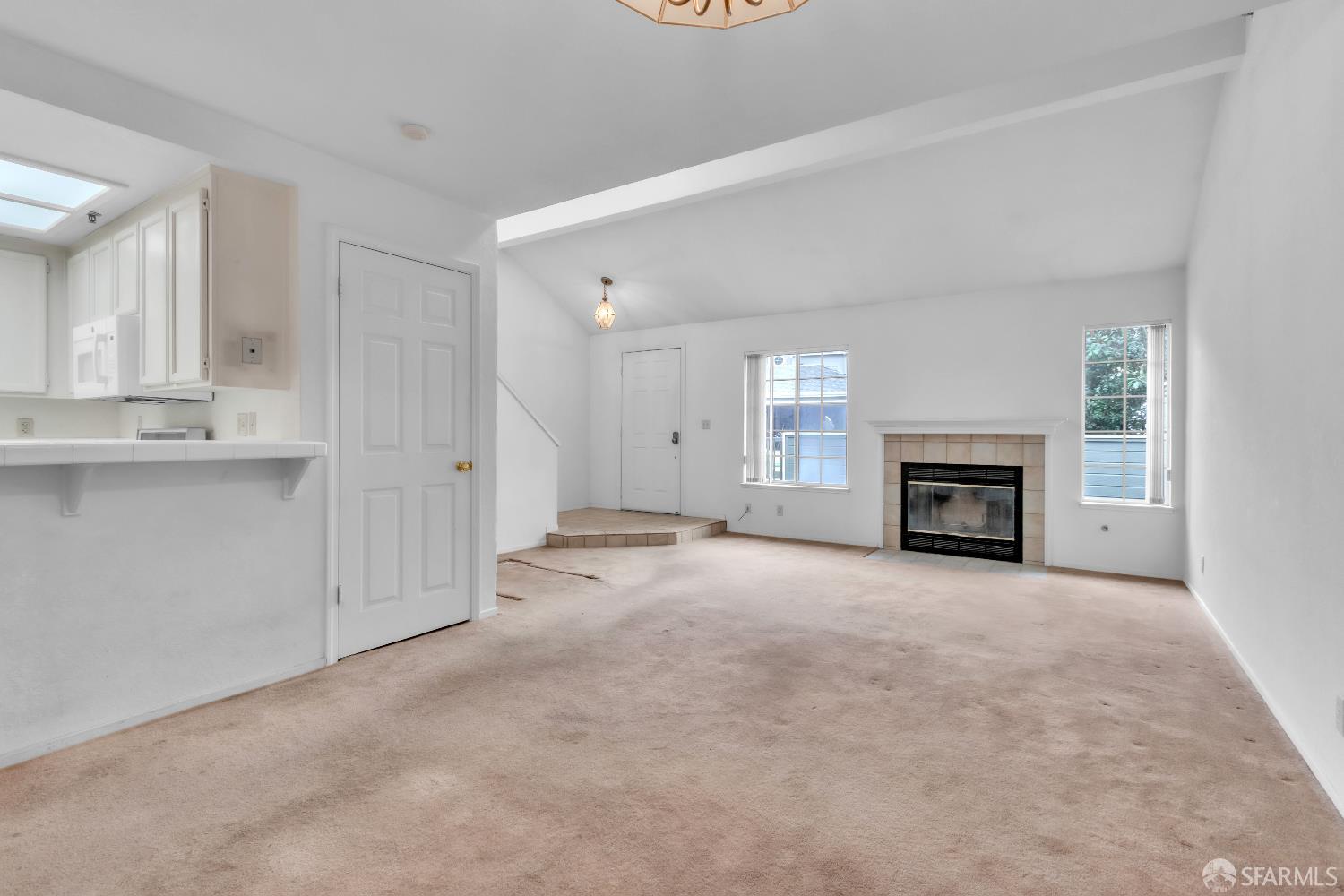 1203 Cameron Lane