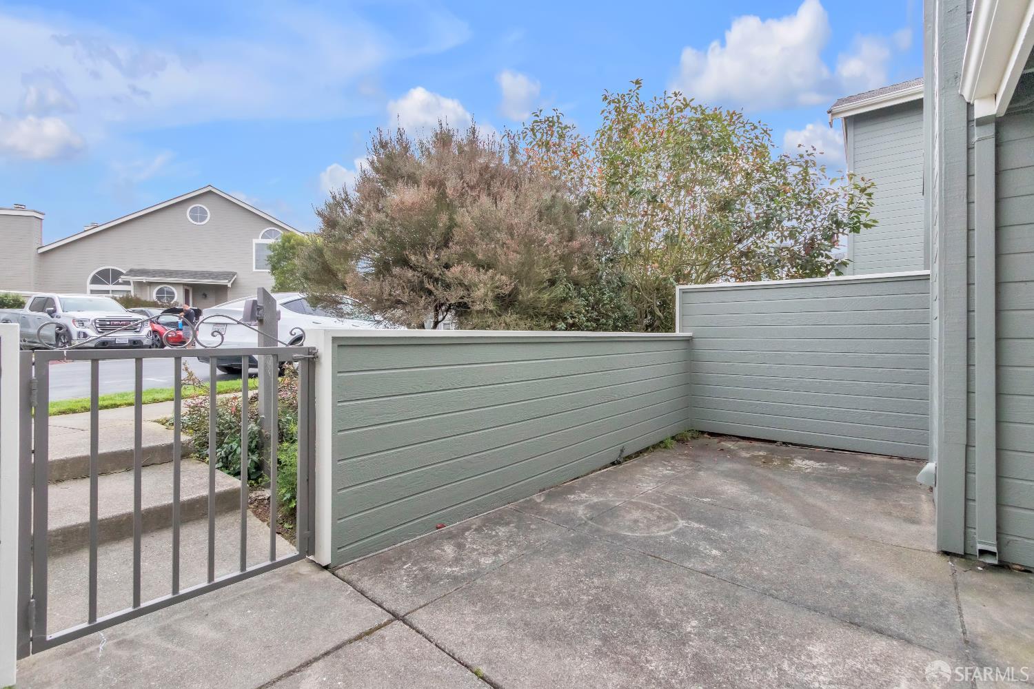 1203 Cameron Lane
